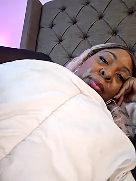 XXXLollipopsJuicy online show from October 5, 2025, 10:50 am