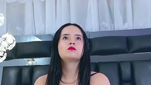 DahianaMoss online show from December 21, 2025, 11:45 am