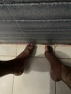 kunalmishra2003 online show from February 18, 2026, 2:42 am