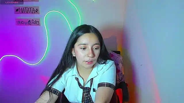 litle mily  online show from March 22, 2025, 9:10 pm