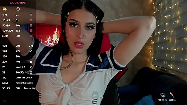 Charlotte greys online show from March 7, 2025, 11:27 pm