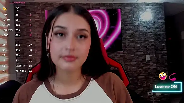 Snapshot of Charlotte_greys chatting on February 26, 2026, 9:04 pm Charlotte greys online show from February 26, 2026, 9:04 pm