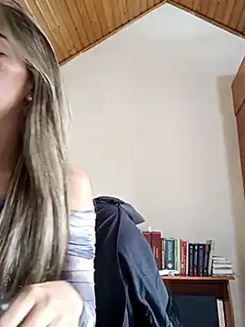 rachellboom online show from March 17, 2025, 4:01 pm