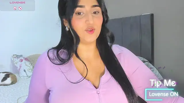 curvy jhacky online show from February 6, 2026, 10:39 pm