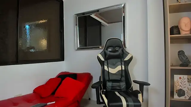 julian wallace online show from February 21, 2026, 7:38 pm