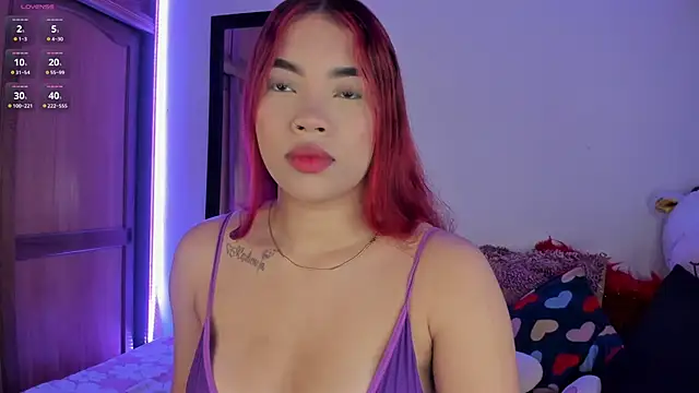 Snapshot of Lee_Ash chatting on April 2, 2026, 4:02 pm Lee Ash online show from April 2, 2026, 4:02 pm