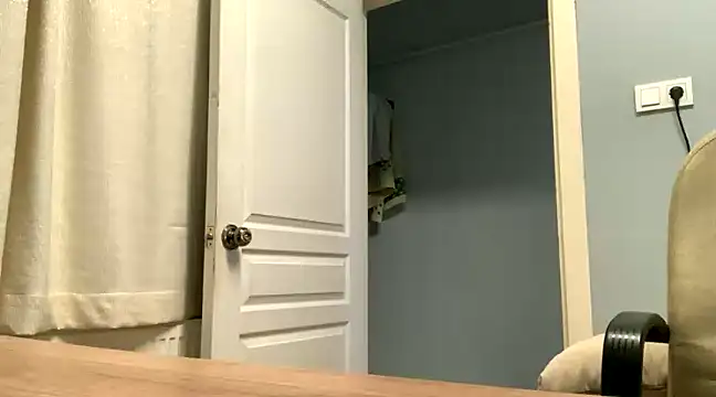 themany29 online show from February 19, 2025, 12:11 pm