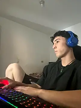 gojo satoru 18 online show from October 5, 2025, 6:42 pm