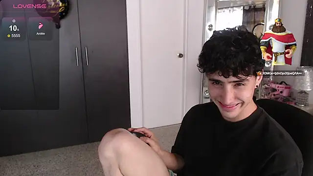 gojo satoru 18 online show from March 10, 2025, 2:48 pm