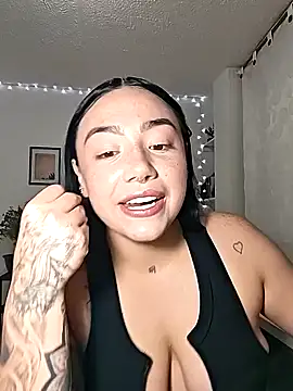 helena smith online show from March 19, 2025, 5:08 am