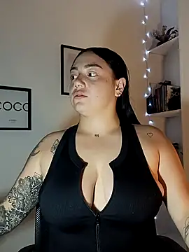 helena smith online show from February 4, 2025, 10:32 am