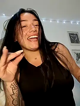 helena smith online show from March 3, 2025, 4:32 am