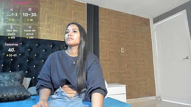 Laross25 online show from February 28, 2026, 8:08 pm