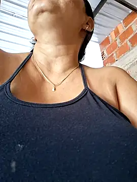 Snapshot of Horny-Mommy-Dirty chatting on July 24, 2026, 2:46 pm Horny-Mommy-Dirty online show from July 24, 2026, 2:46 pm