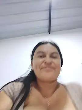 Snapshot of Horny-Mommy-Dirty chatting on May 22, 2026, 2:53 am Horny-Mommy-Dirty online show from May 22, 2026, 2:53 am