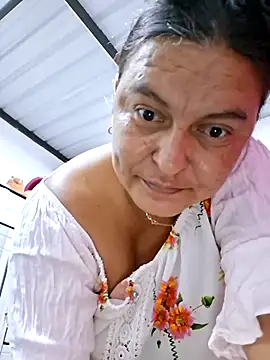 Snapshot of Horny-Mommy-Dirty chatting on July 1, 2026, 2:34 am Horny-Mommy-Dirty online show from July 1, 2026, 2:34 am