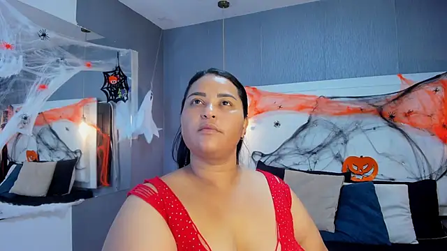 Clarigil online show from October 22, 2025, 9:35 pm