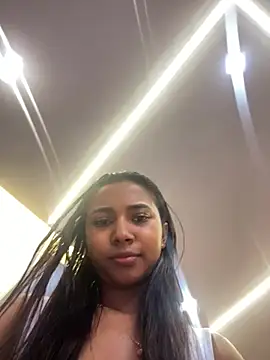 Snapshot of GabrielaLugo chatting on August 5, 2026, 11:48 am GabrielaLugo online show from August 5, 2026, 11:48 am