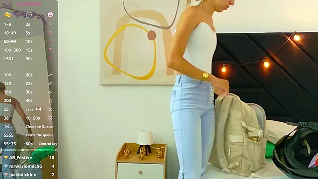 Beautifulskinny18 online show from June 20, 2026, 7:52 pm