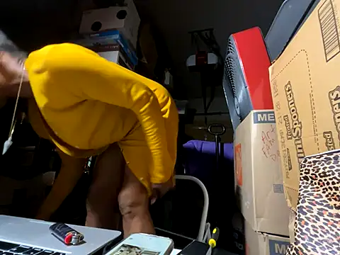 wynterheat online show from October 12, 2025, 4:52 pm