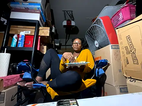 wynterheat online show from October 27, 2025, 9:21 am