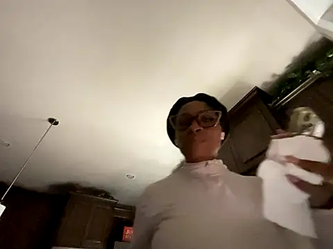 wynterheat online show from December 21, 2025, 6:15 am