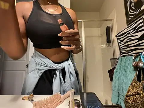 wynterheat online show from July 22, 2026, 11:51 pm