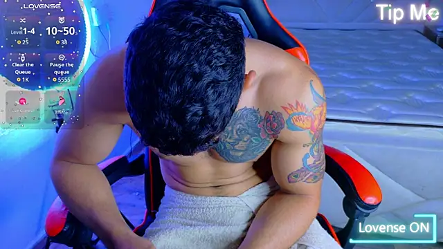 Rich boy01 online show from September 14, 2025, 3:56 pm