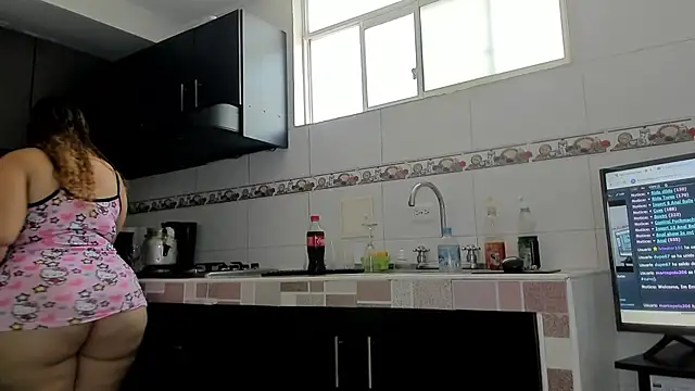 Snapshot of Emma-evans chatting on September 23, 2025, 2:57 pm Emma-evans online show from September 23, 2025, 2:57 pm