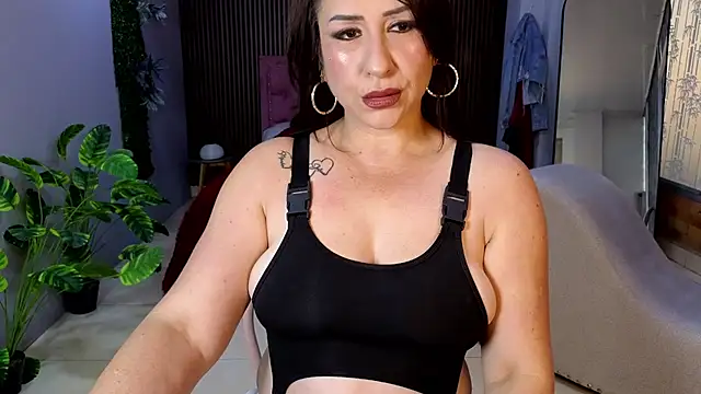 camil milfdream online show from July 10, 2026, 11:32 am