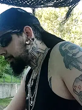 Snapshot of Casaltesudex chatting on March 31, 2026, 5:04 pm Casaltesudex online show from March 31, 2026, 5:04 pm