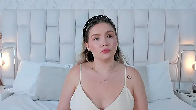 GaiaBaker online show from September 14, 2025, 4:29 pm