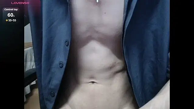 wujiaxing22 online show from September 21, 2025, 12:38 am