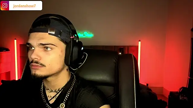 JordanShow online show from November 12, 2025, 6:45 pm