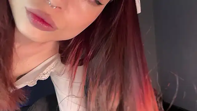 dollfromvenus online show from February 2, 2025, 3:49 pm