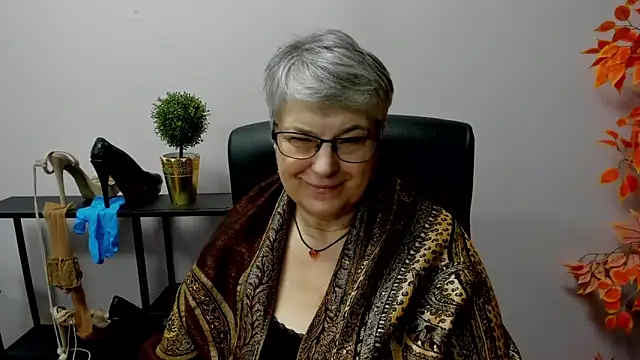 IrisDream online show from February 26, 2025, 10:49 am