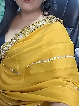 Cute-Raashii online show from October 25, 2025, 5:39 am