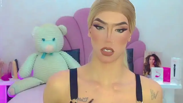 Snapshot of briana_sex32 chatting on March 23, 2026, 7:52 am briana sex32 online show from March 23, 2026, 7:52 am