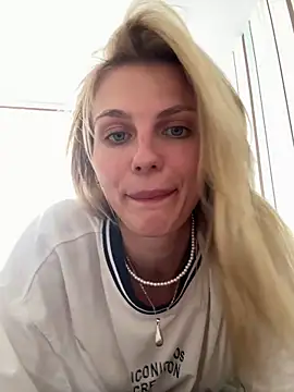 Snapshot of Liya_my chatting on June 27, 2026, 12:11 pm Liya my online show from June 27, 2026, 12:11 pm