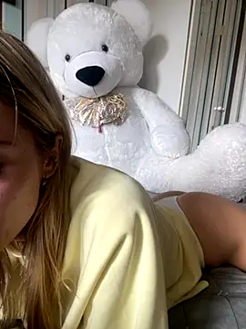 Liya my online show from October 2, 2025, 12:41 pm