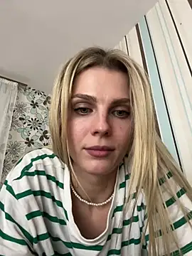 Snapshot of Liya_my chatting on July 29, 2026, 8:08 pm Liya my online show from July 29, 2026, 8:08 pm