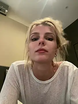 Snapshot of Liya_my chatting on June 23, 2026, 1:20 pm Liya my online show from June 23, 2026, 1:20 pm