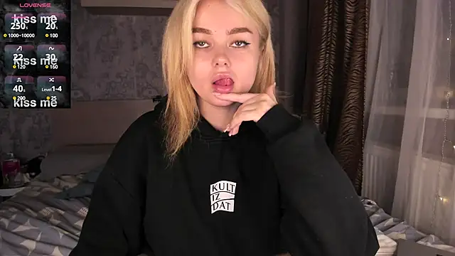 purebeautie13 online show from January 26, 2025, 3:14 pm