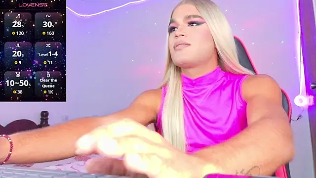 AllisonsweetZ online show from October 7, 2025, 6:20 pm