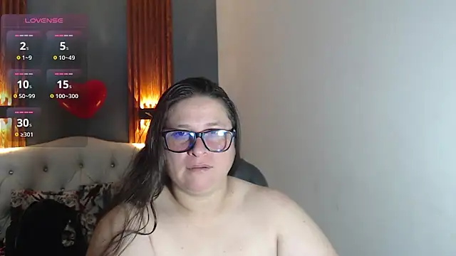 Snapshot of katty_femdom chatting on February 27, 2026, 9:42 am katty femdom online show from February 27, 2026, 9:42 am