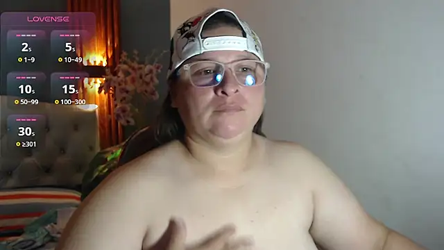 Snapshot of katty_femdom chatting on June 18, 2026, 9:08 am katty femdom online show from June 18, 2026, 9:08 am