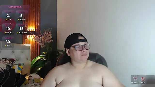 Snapshot of katty_femdom chatting on February 20, 2026, 12:51 pm katty femdom online show from February 20, 2026, 12:51 pm