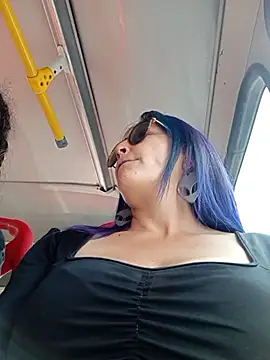 sophie banger online show from February 11, 2026, 5:46 pm