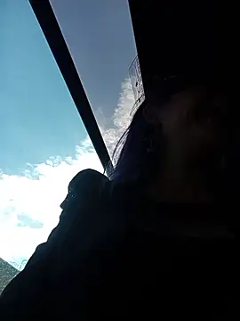 sophie banger online show from September 30, 2025, 8:48 pm