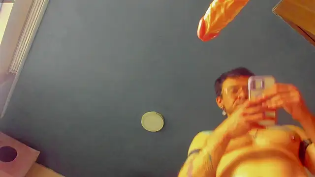 Snapshot of leondevereda chatting on January 9, 2026, 7:10 pm leondevereda online show from January 9, 2026, 7:10 pm